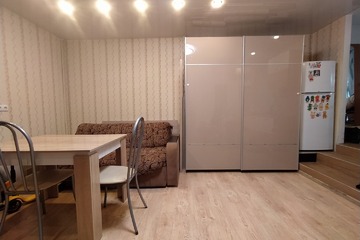2-к квартира, 50 м², 1/1 эт.