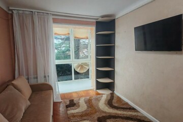 2-к квартира, 46 м², 2/4 эт.