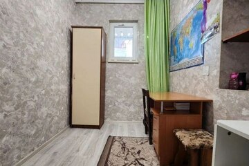 2-к квартира, 89 м², 2/2 эт.