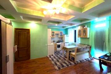 2-к квартира, 70 м², 4/4 эт.