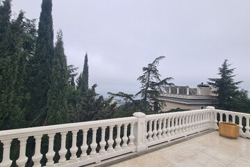 Дом, 347,2 м², 3 эт.