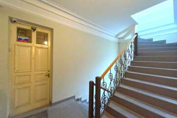 2-к квартира, 55 м², 2/3 эт.