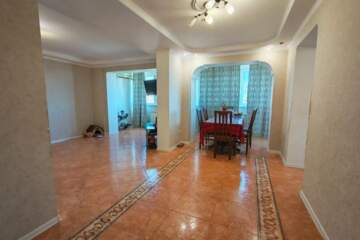 3-к квартира, 94,5 м², 3/5 эт.