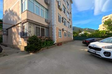 2-к квартира, 55,4 м², 1/5 эт.
