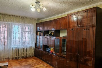 3-к квартира, 100 м², 4/5 эт.