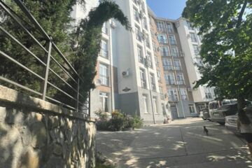 1-к квартира, 45,5 м², 1/9 эт.