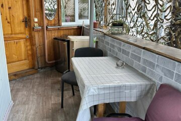 2-к квартира, 52 м², 2/2 эт.