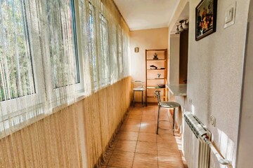3-к квартира, 65 м², 2/5 эт.