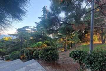 2-к квартира, 120 м², 1/4 эт.