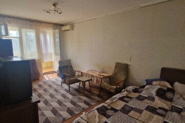 2-к квартира, 48 м², 3/5 эт.